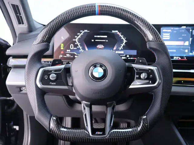 BMW 5 Series — Фото автомобиля 16