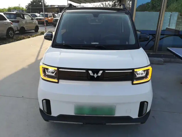 Wuling Hongguang Mini EV — Фото автомобиля 2