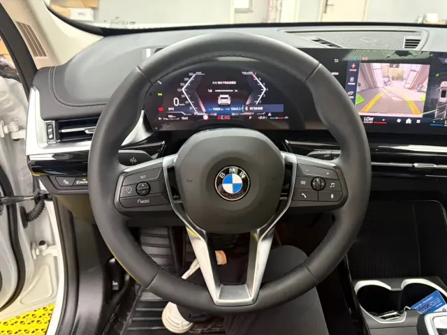 BMW X1 — Фото автомобиля 18