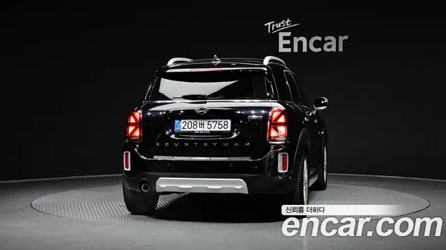 MINI Countryman — Фото автомобиля 4