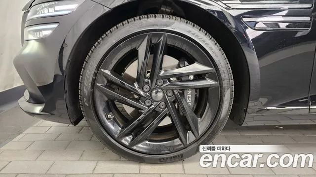 Genesis G80 Бензин 3.5 турбо AWD — Фото автомобиля 5