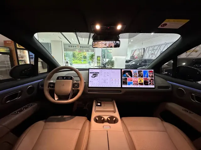 Li Auto i6 — Фото автомобиля 10