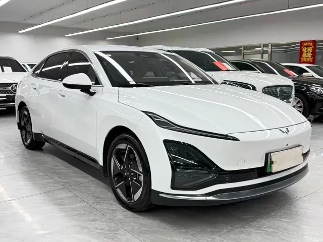 Wuling Starlight — Фото автомобиля 3