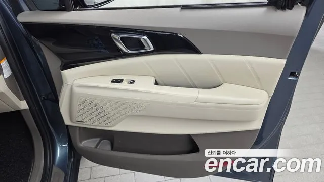 Kia Carnival 4th Gen — Фото автомобиля 14
