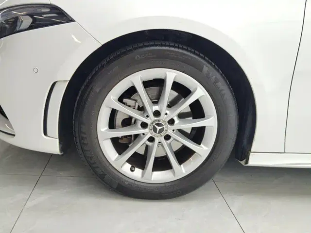 Mercedes-Benz A-Class — Фото автомобиля 6