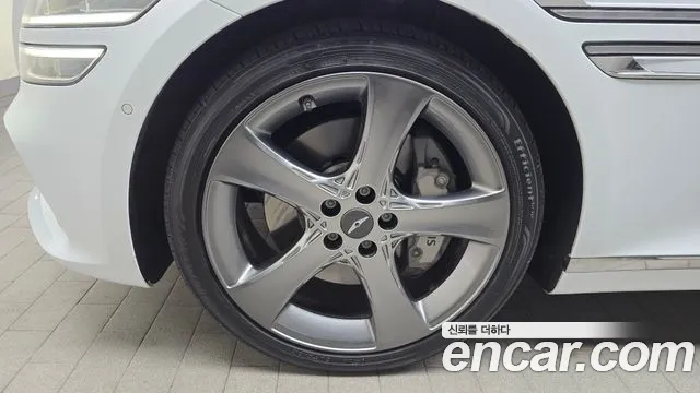 Genesis G80 Бензин 2.5 турбо AWD — Фото автомобиля 5
