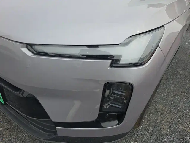 Volvo XC70 Plug-in Hybrid — Фото автомобиля 23