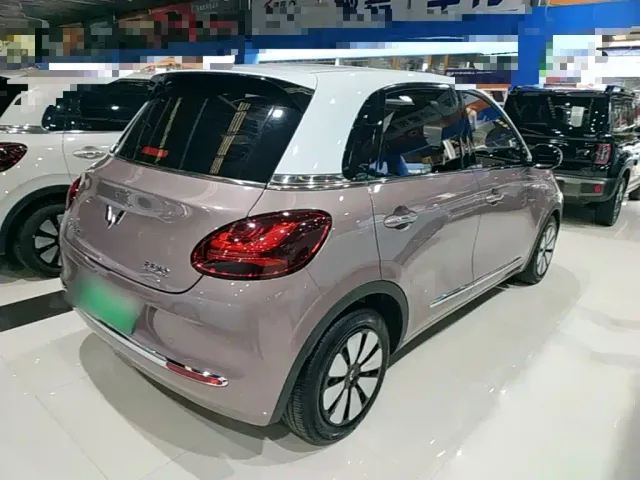 Wuling Bingo — Фото автомобиля 6