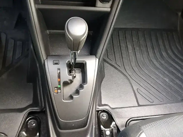 Toyota YARiS L Zhi Xuan — Фото автомобиля 13