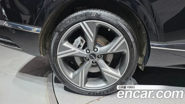Genesis GV80 2.5T Бензин AWD — Фото автомобиля 5