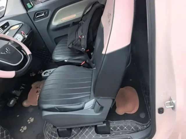 Wuling Hongguang Mini EV — Фото автомобиля 16