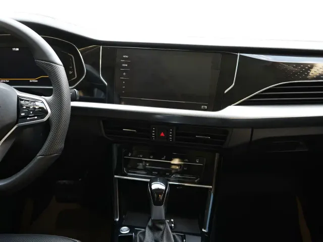 Volkswagen Passat — Фото автомобиля 17