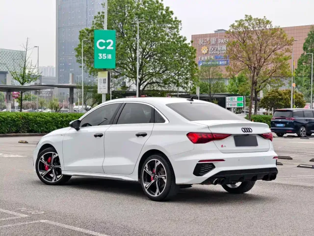 Audi A3 — Фото автомобиля 6