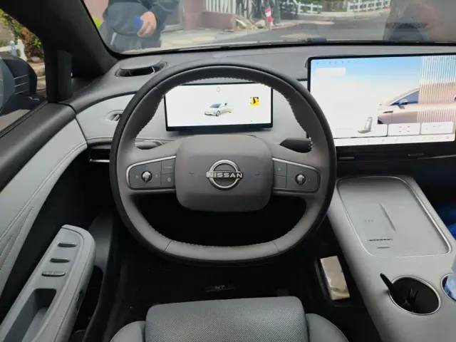 Nissan N7 — Фото автомобиля 2
