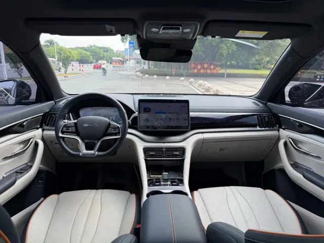 BYD Song PLUS — Фото автомобиля 18