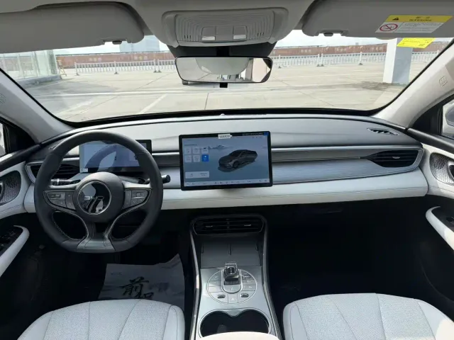 BYD Seal 05 DM-i — Фото автомобиля 5