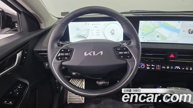 Kia EV6 — Фото автомобиля 14