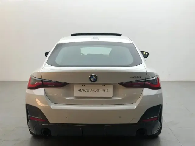 BMW BMW 4 Series 2023 425i Gran Coupe M Sport Shadowline Package — Фото автомобиля 5
