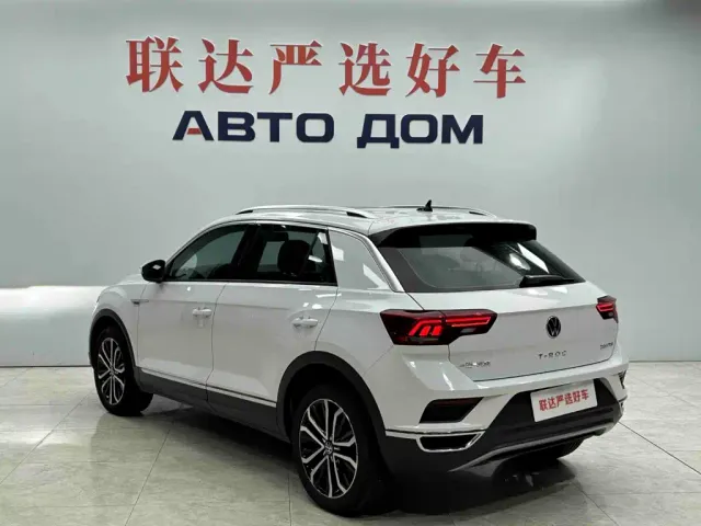 Volkswagen T-Roc — Фото автомобиля 4