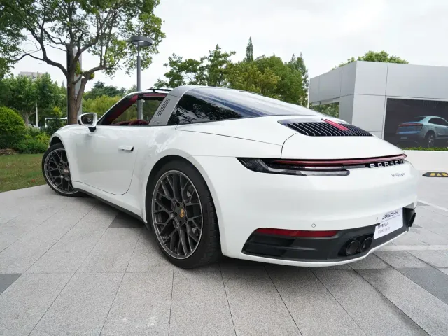Porsche 911 — Фото автомобиля 15