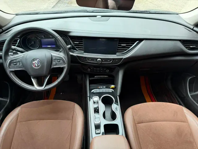 Buick Regal — Фото автомобиля 5