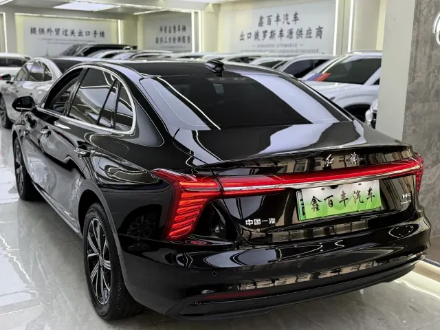 Hongqi H5 PHEV — Фото автомобиля 10