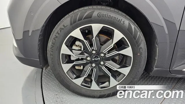 Kia Carnival Generation 4 — Фото автомобиля 5