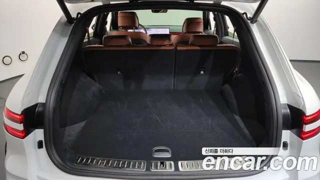 Genesis GV70 2.5T Бензин AWD — Фото автомобиля 15