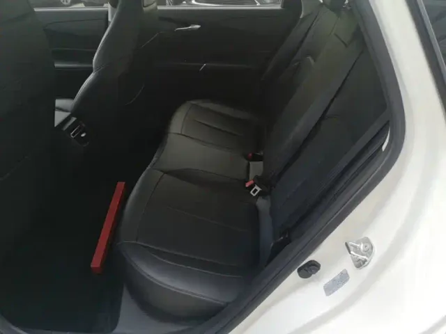 Changan Lamore — Фото автомобиля 16