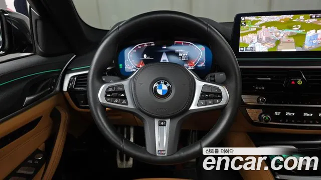 BMW 5-Series — Фото автомобиля 12