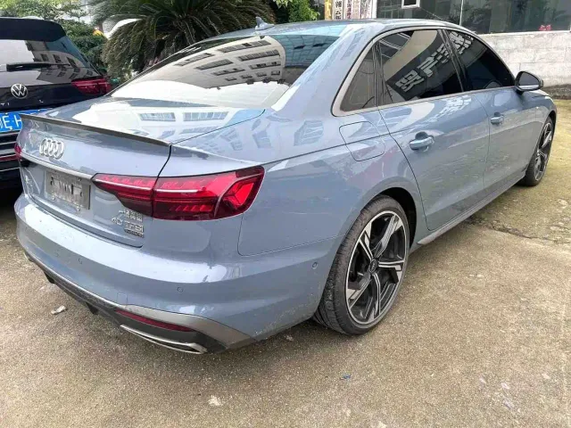 Audi A4L — Фото автомобиля 9