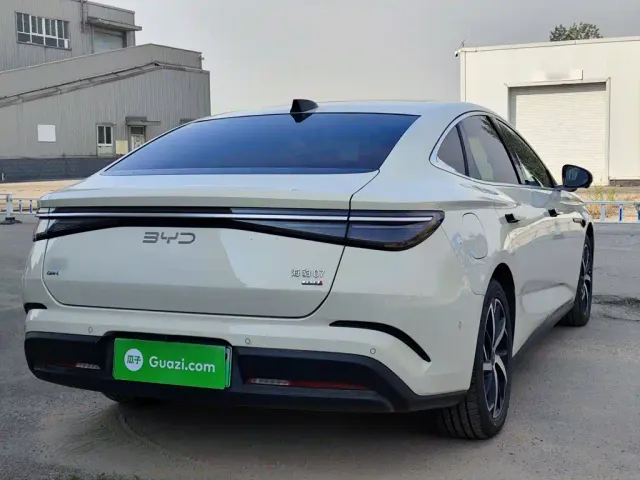 BYD Seal 07 DM-i — Фото автомобиля 6