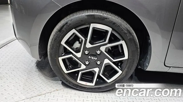 Kia RAY Новый Kia Ray Signature — Фото автомобиля 5