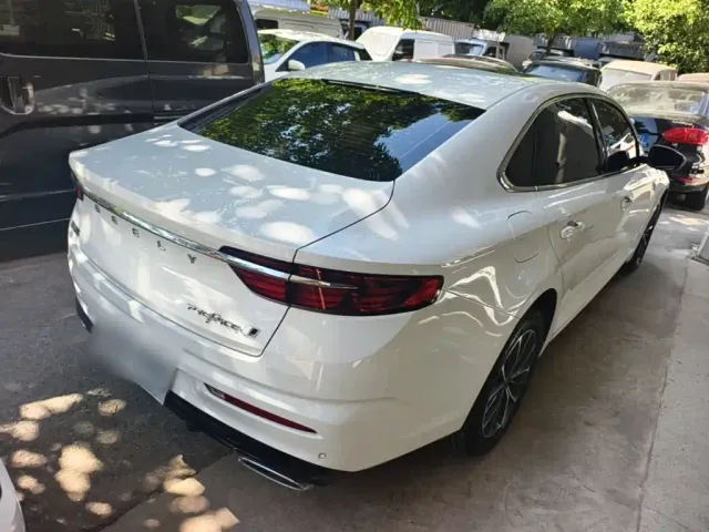 Geely Xingrui — Фото автомобиля 6