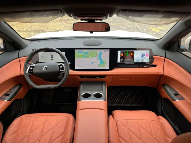 Changan CS75 Plus — Фото автомобиля 14