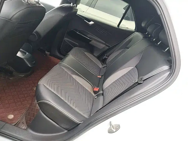 Volkswagen ID.3 — Фото автомобиля 16