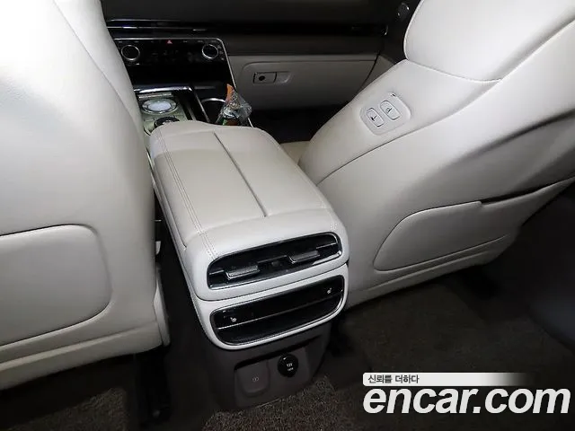 Genesis GV80 — Фото автомобиля 14