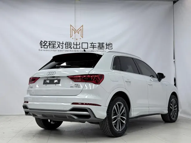 Audi Q3 — Фото автомобиля 4