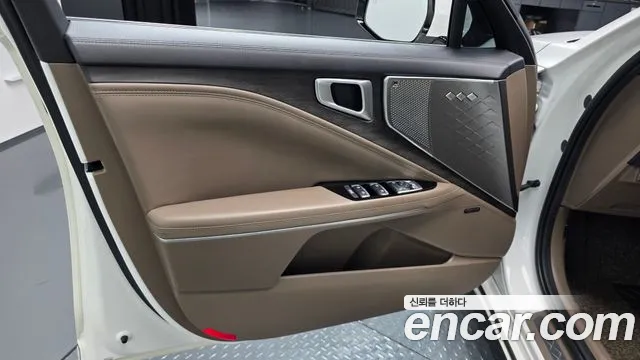 Kia K8 K8 Hybrid — Фото автомобиля 12