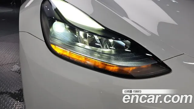 Tesla Model Y — Фото автомобиля 20