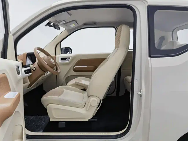 Wuling Hongguang Mini EV — Фото автомобиля 10