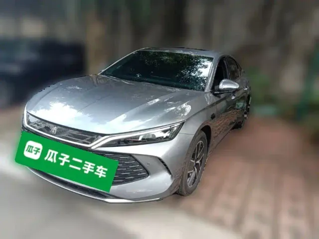 Фотография автомобиля — BYD Qin L