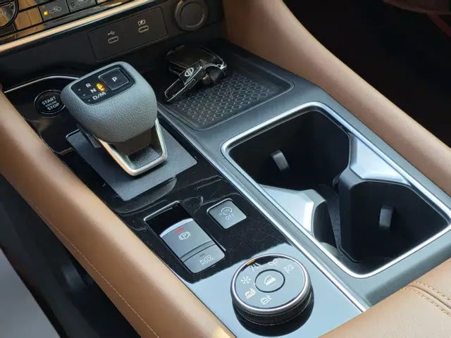 Nissan Terra 2024 380VC-TURBO AWD Intelligent Driving Edition 7-seater — Фото автомобиля 13