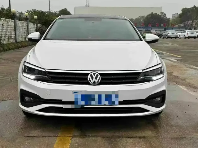 Volkswagen Lamando — Фото автомобиля 2