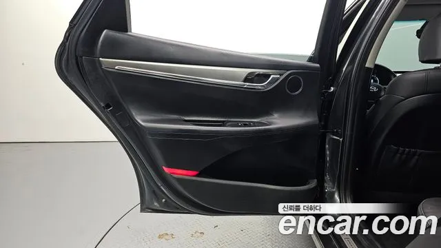 Hyundai Grandeur New — Фото автомобиля 14