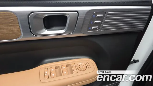 Hyundai Santafe — Фото автомобиля 28