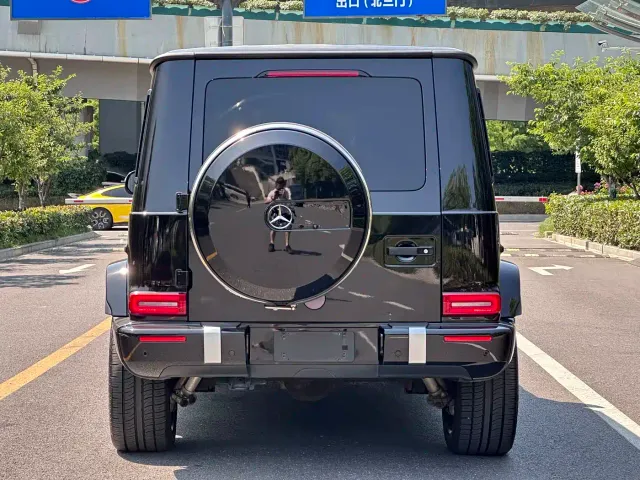Mercedes-Benz G-Class — Фото автомобиля 16