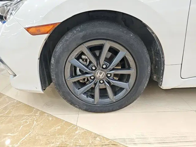 Honda Civic 2019 220TURBO CVT Jingdong Edition China VI — Фото автомобиля 22