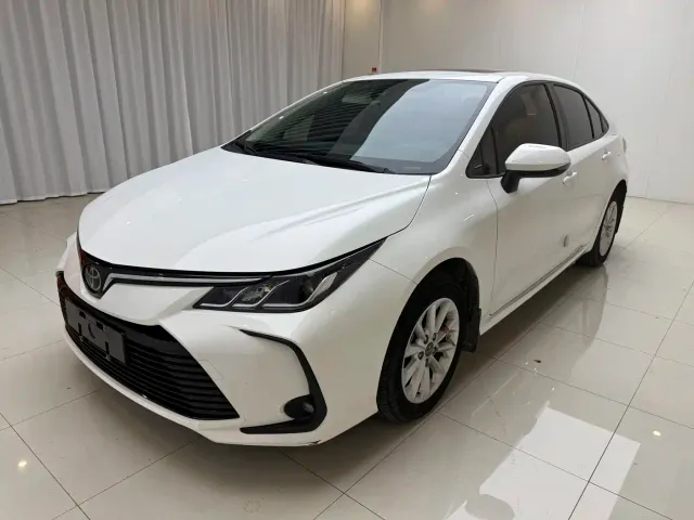 Фотография автомобиля — Toyota Corolla