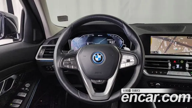 BMW 3-Series 3 серия (G20) — Фото автомобиля 11